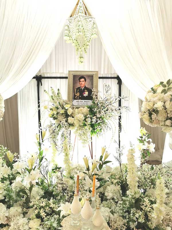 Funeral Decor