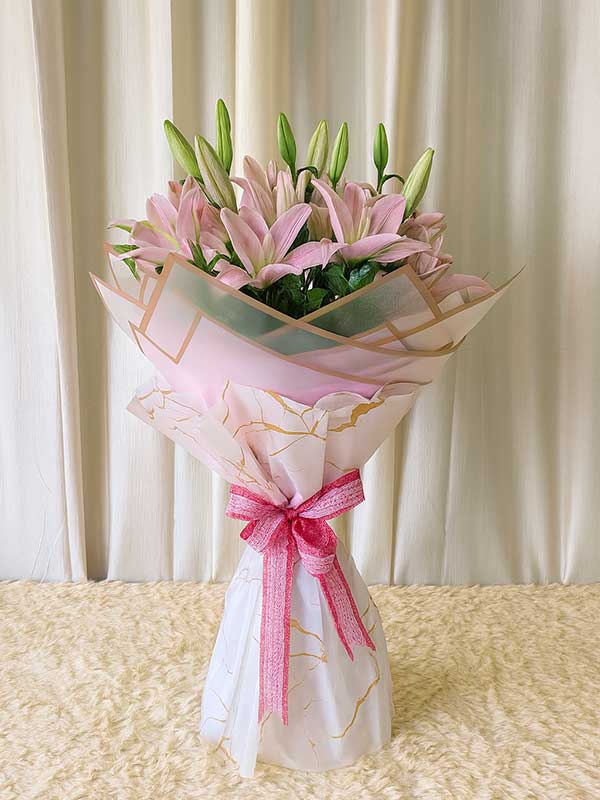 Blush Lily Elegance
