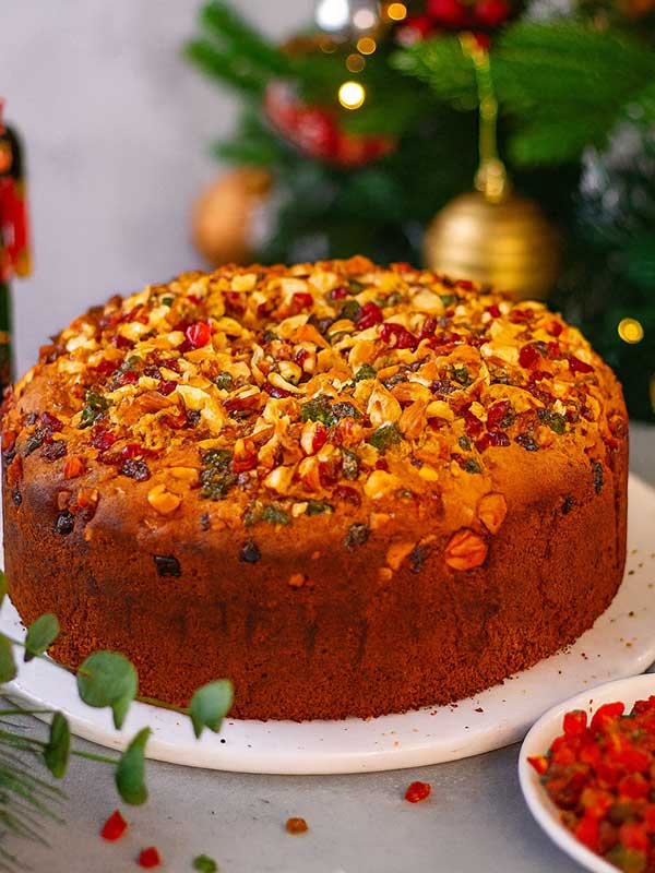 Eggless Tutti Frutti Cake