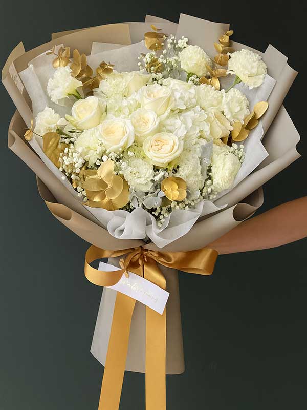 Golden Glow Bouquet