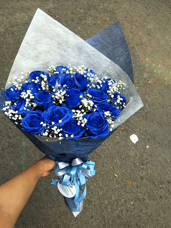 Blue Silver Rose Bouquet